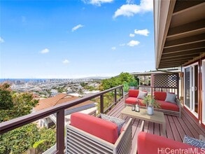 Building Photo - 3043 Alencastre Pl