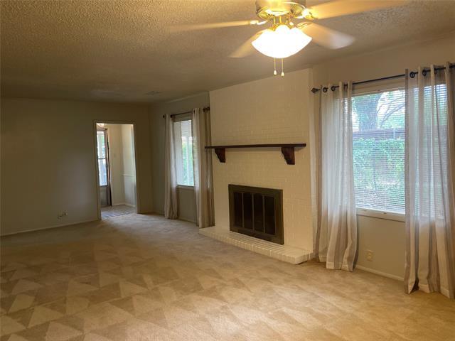 Building Photo - 725 Elmwood Dr