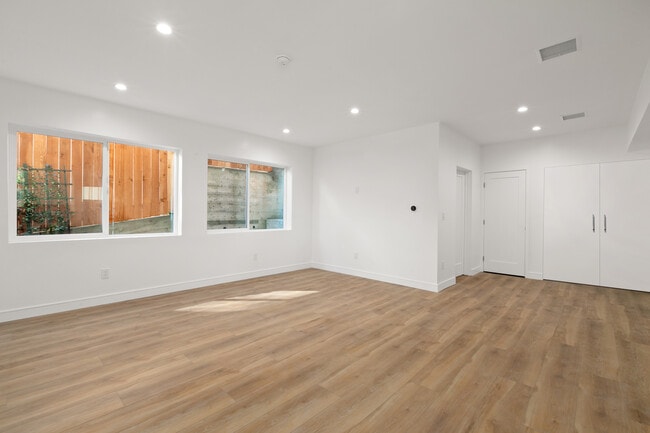Building Photo - 8304 Pershing Dr