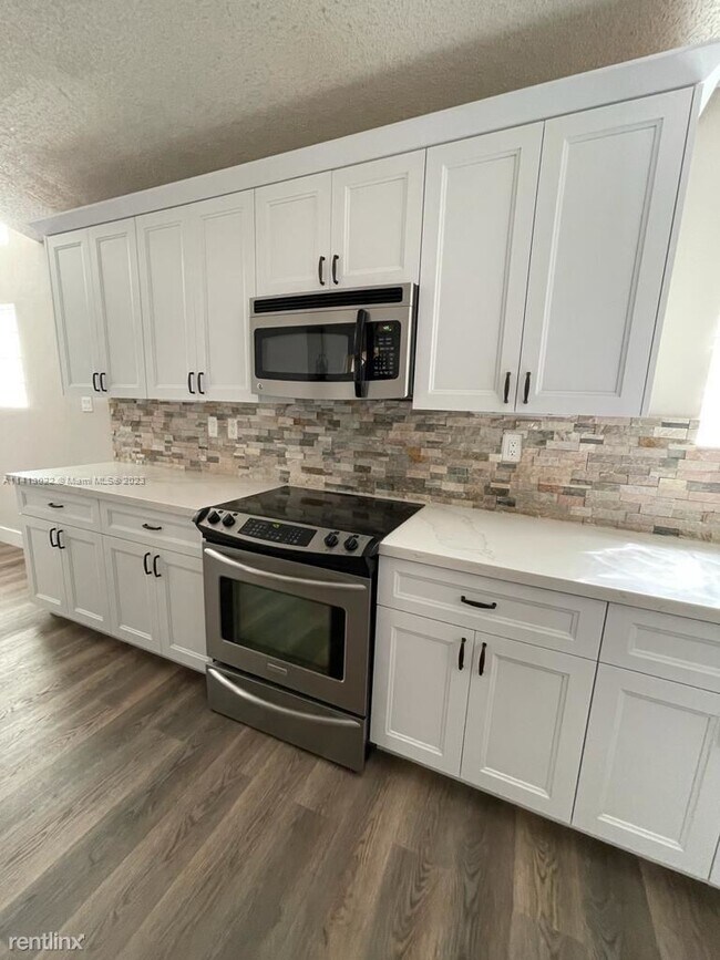 Foto del edificio - 3 br, 2 bath House - 1201 NW 170th Ave