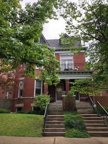 Building Photo - 3440 Pestalozzi St