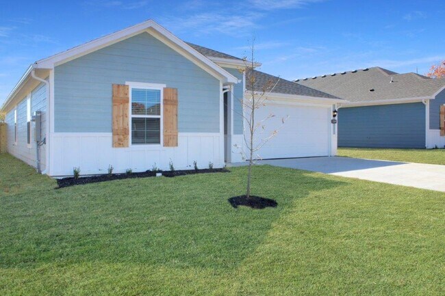 Photo - 106 NW Pinwheel St House