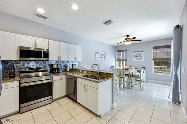 Foto del edificio - 697 Crossfield Cir