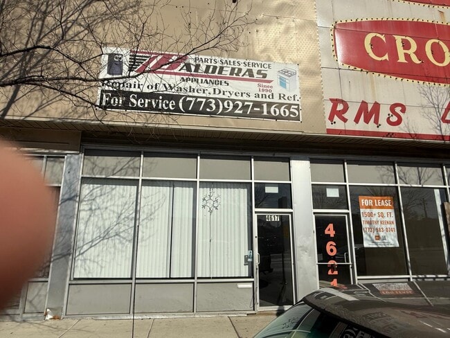 Building Photo - 4621 S Ashland Ave