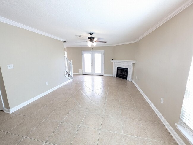 Building Photo - 437 Bridgewater Ct