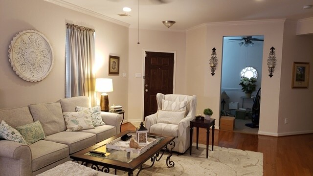 Foto del edificio - 16026 Summerville Lake Dr