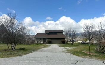 Building Photo - 29641 Butterfield Way