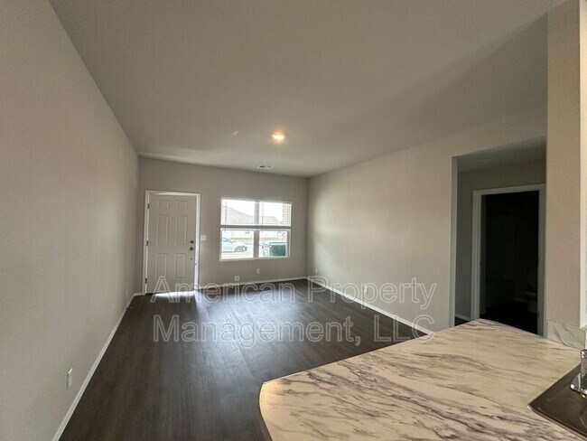 Foto del edificio - 1107 W Abilene Rd