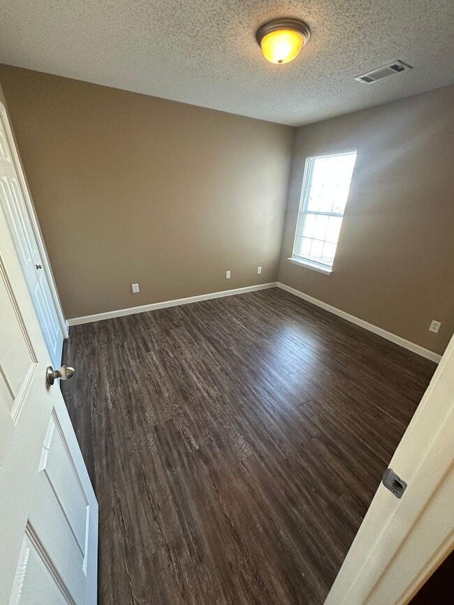 Foto del edificio - 2008 Jackman St