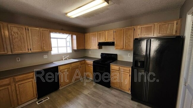 Foto del edificio - 4143 Lake Mist Dr NW