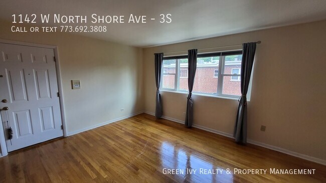 Building Photo - Beautiful 2 bed in Rogers Park