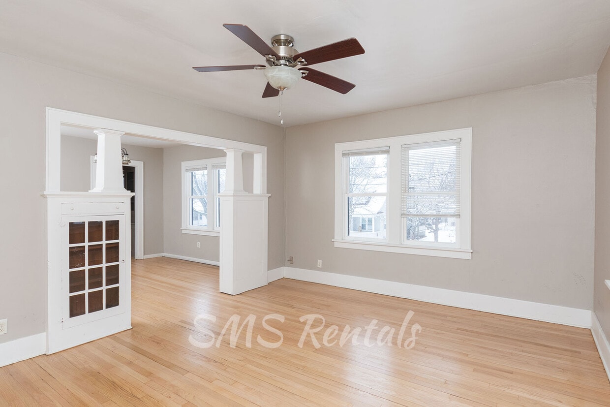 319 Fink St, Green Bay, WI 54303 Townhome Rentals in Green Bay WI