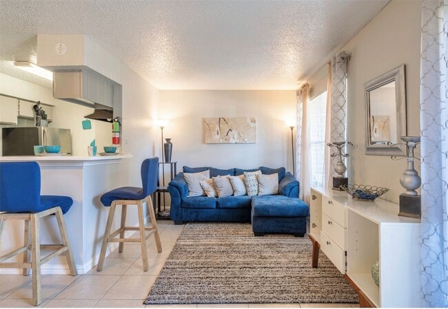 Foto del edificio - 311 Highland Cross Dr