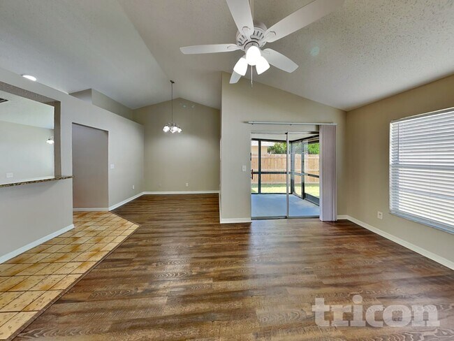 Foto del edificio - 5318 Southwick Dr