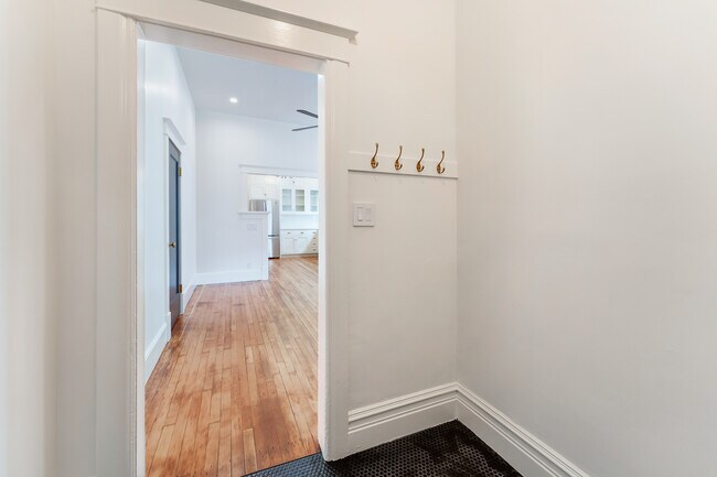 Foto del edificio - 731 E Linden Ave