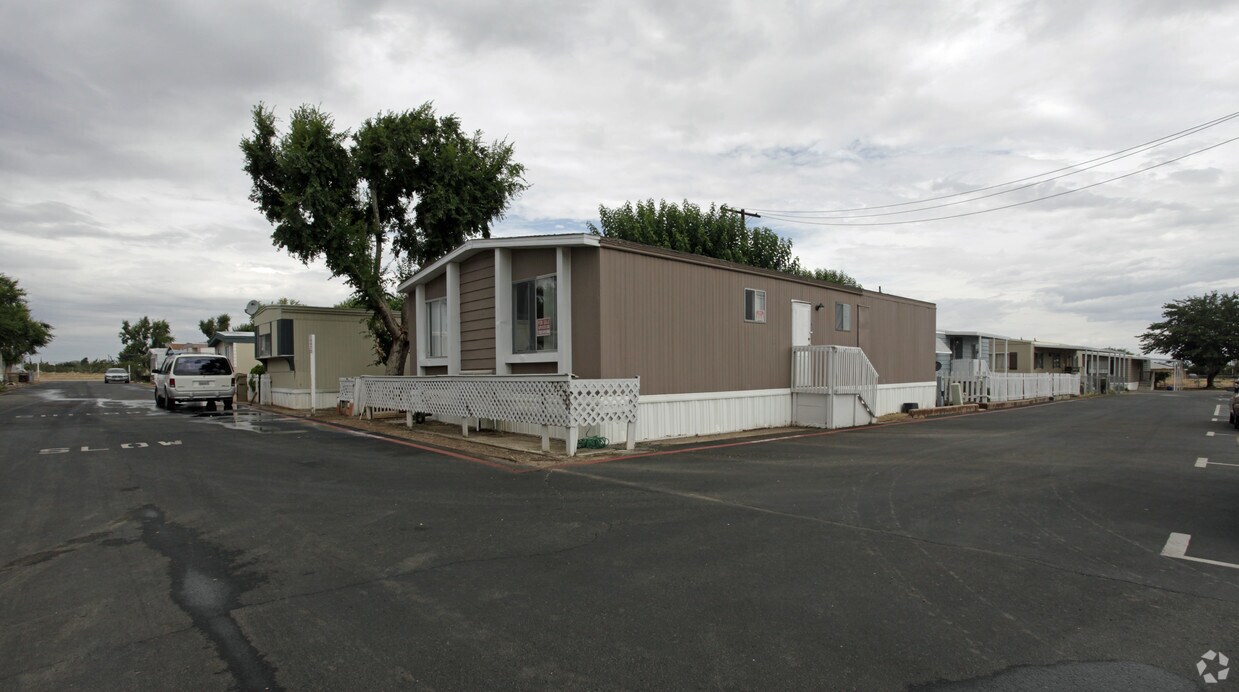 9120 Hesperia Rd, Hesperia, CA 92345 Apartments in Hesperia, CA