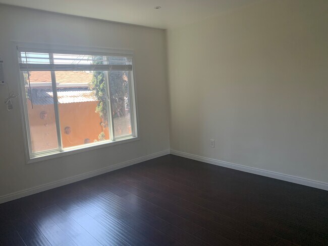 Foto del edificio - 3641 S Sepulveda Blvd