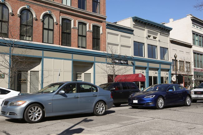 Foto del edificio - 102 N 3rd Street