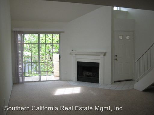 Building Photo - 24121 Del Monte Dr
