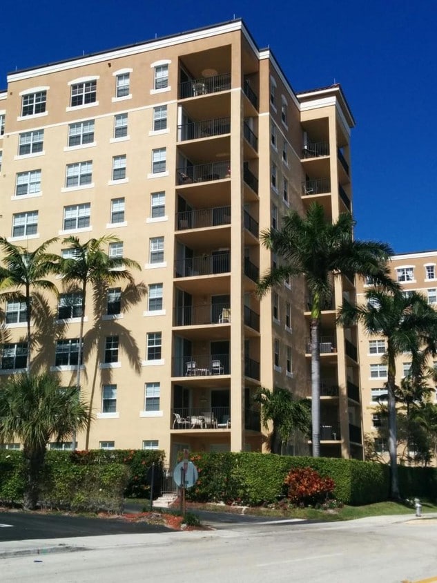 Primary Photo - 1801 N Flagler Dr