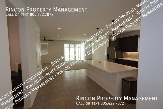 Foto del edificio - 447 Azalea St