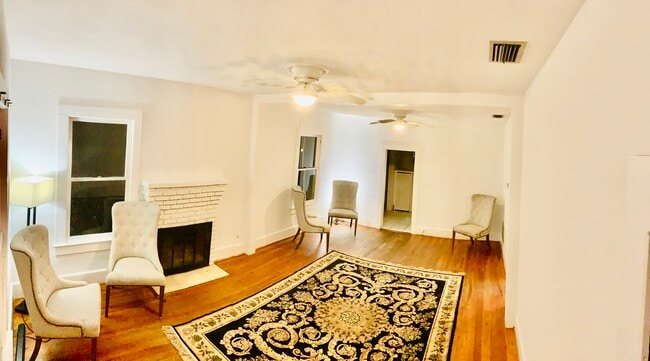 Foto del edificio - 1108 22nd St W