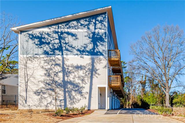 Building Photo - 1055 McAlway Rd