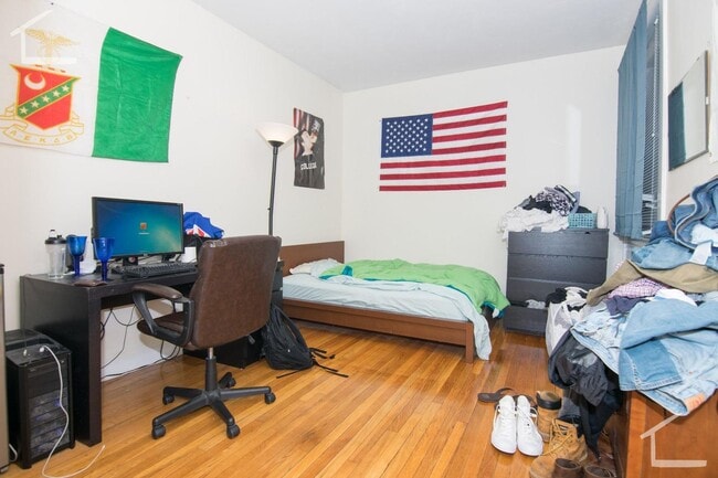 Building Photo - Top-notch and unique Brookline apart____...