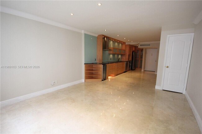 Foto del edificio - 5401 Collins Ave