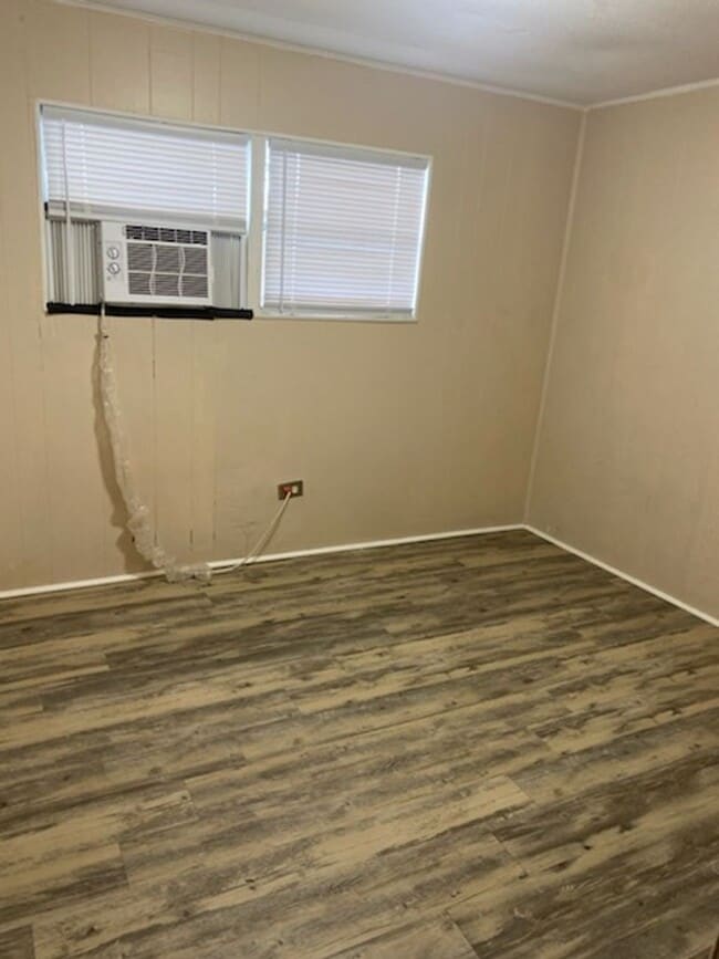 Foto del edificio - Two Bedroom One Bath Manufactured Home