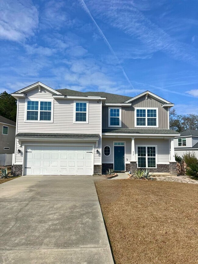 Foto del edificio - Coming Available!