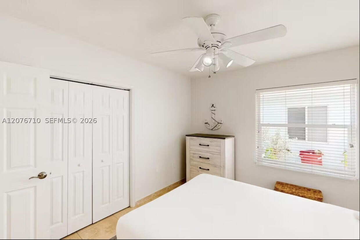 Foto del edificio - 360 3rd St