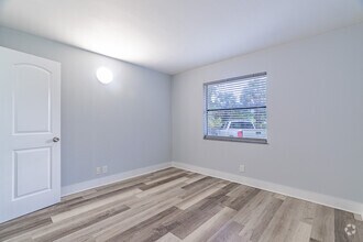 2BR, 2BA - 1,200SF - Lake Arjaro Apartments