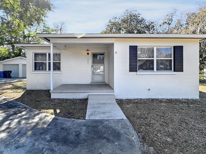 Primary Photo - 1009 N Forbes Rd
