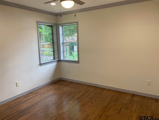 Foto del edificio - 10205 County Rd 272