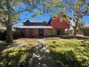 Building Photo - 8802 Deerwood Dr
