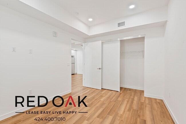 Foto del edificio - Modern One Bedroom with Stainless Steel Ap...