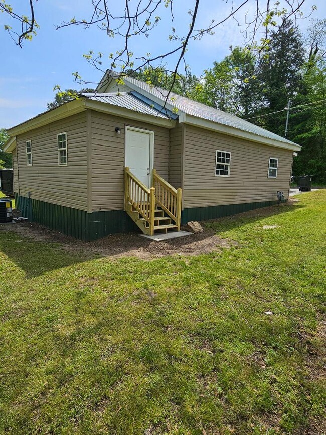 Foto del edificio - 182 Hughes St