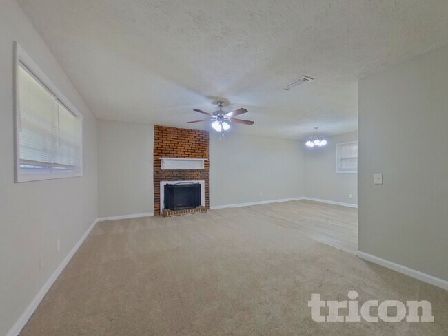 Foto del edificio - 3964 Cindy Dr