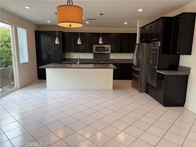Building Photo - 3644 Hyche Ave
