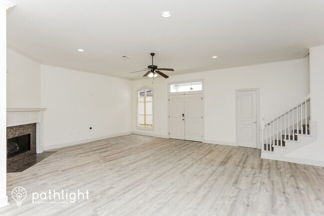 Building Photo - 36287 E Pine Grove Court, Prairieville, LA...