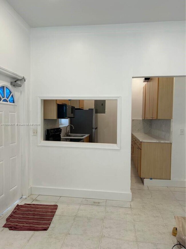 Foto del edificio - 205 NW 130th St
