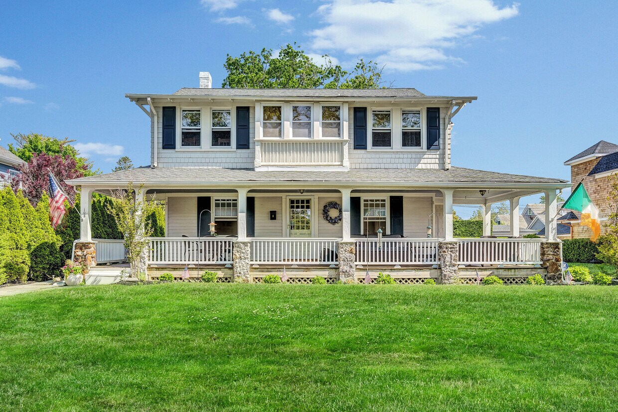 108 Tuttle Ave, Spring Lake, NJ 07762 House for Rent in Spring Lake