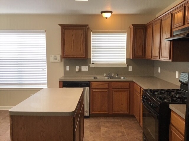 Foto del edificio - 18018 Melissa Springs Dr