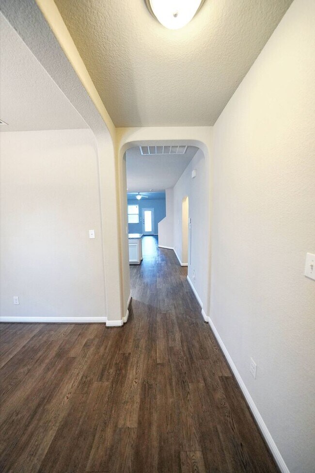 Foto del edificio - Beautiful Rental in Converse! Realtor Comm...