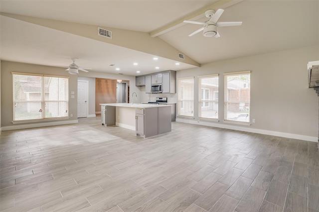 Foto del edificio - 3805 W Rochelle Rd