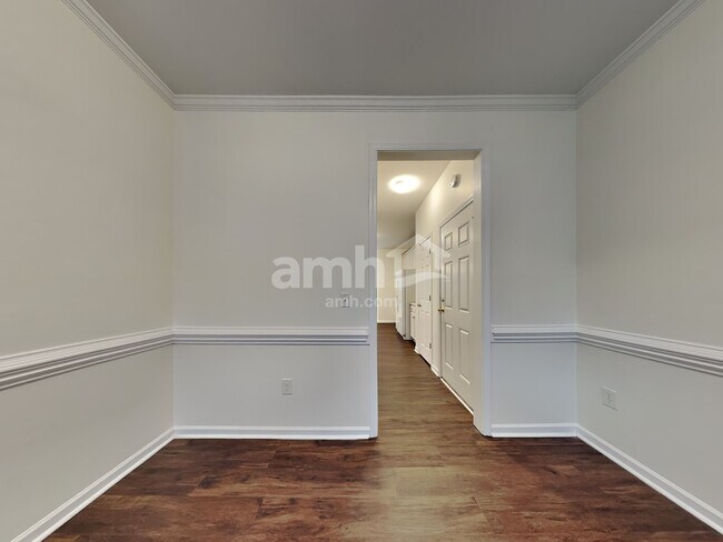 Building Photo - 508 Goatsbeard Ct