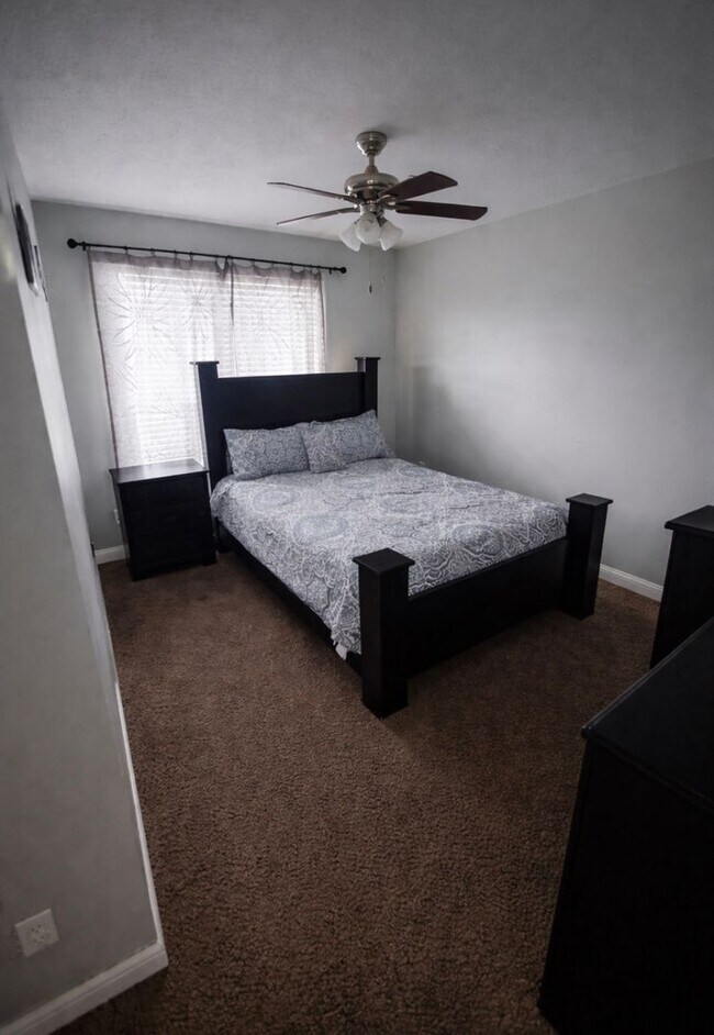 Foto del edificio - 183 Twin Lakes Dr