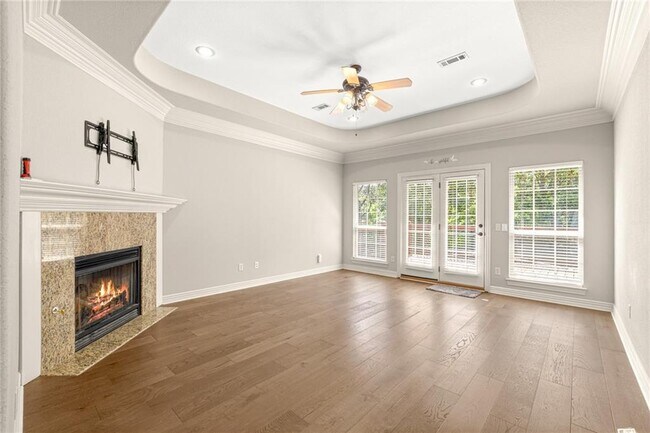 Foto del edificio - 621 Rockcliff Rd