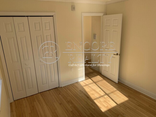 Foto del edificio - 50 Alton Pl